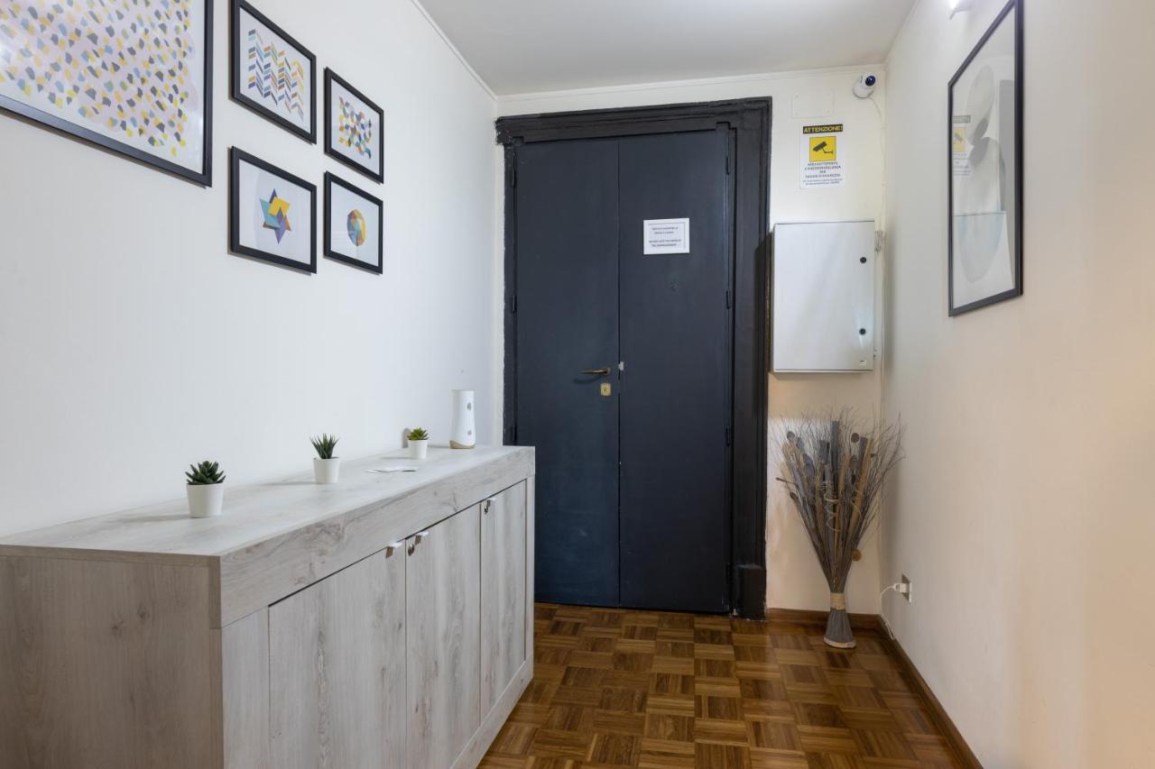 La Casa Di Carta In Piazza Stesicoro Apartment Catania Exterior photo