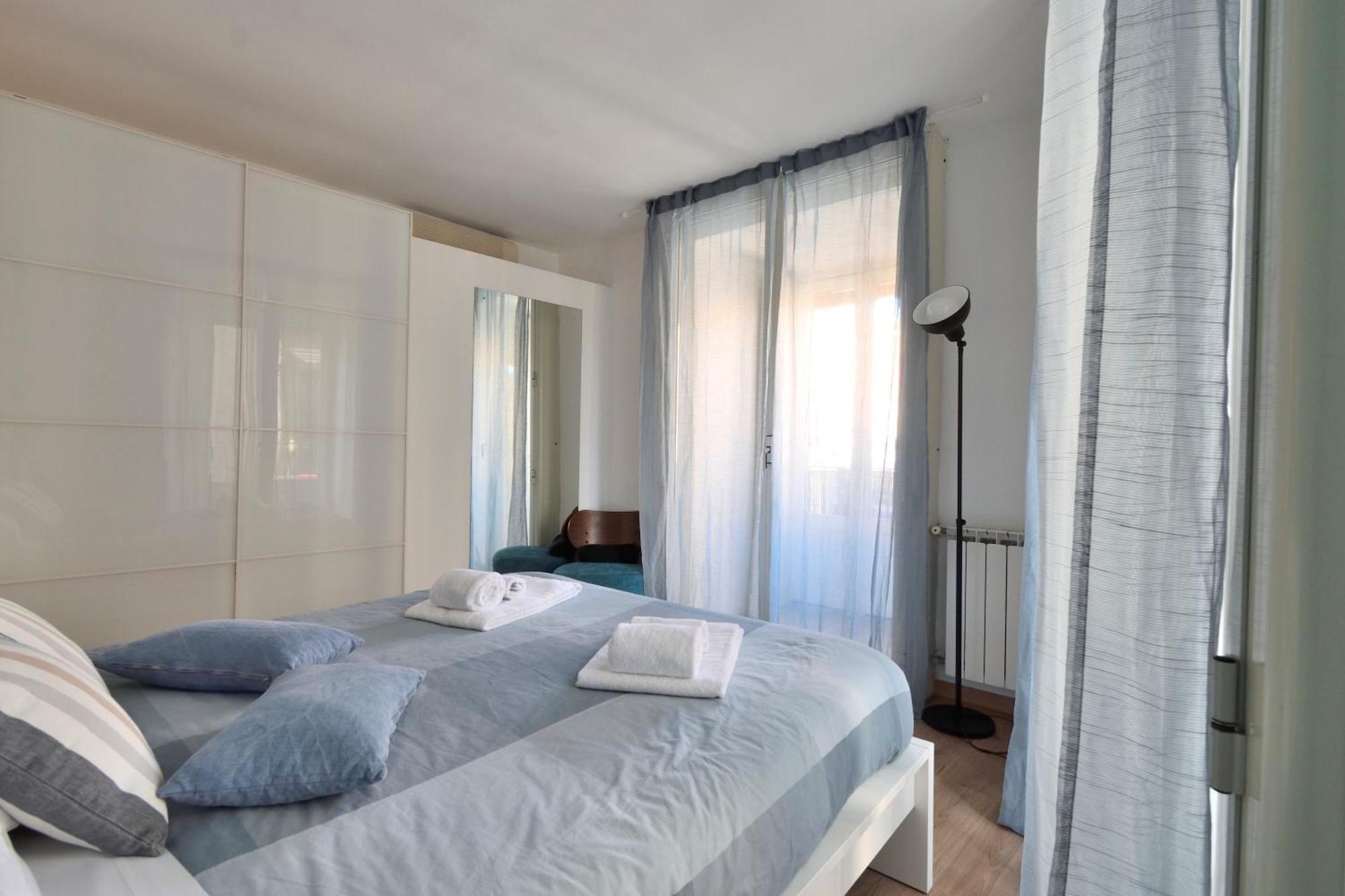 La Casa Di Carta In Piazza Stesicoro Apartment Catania Exterior photo