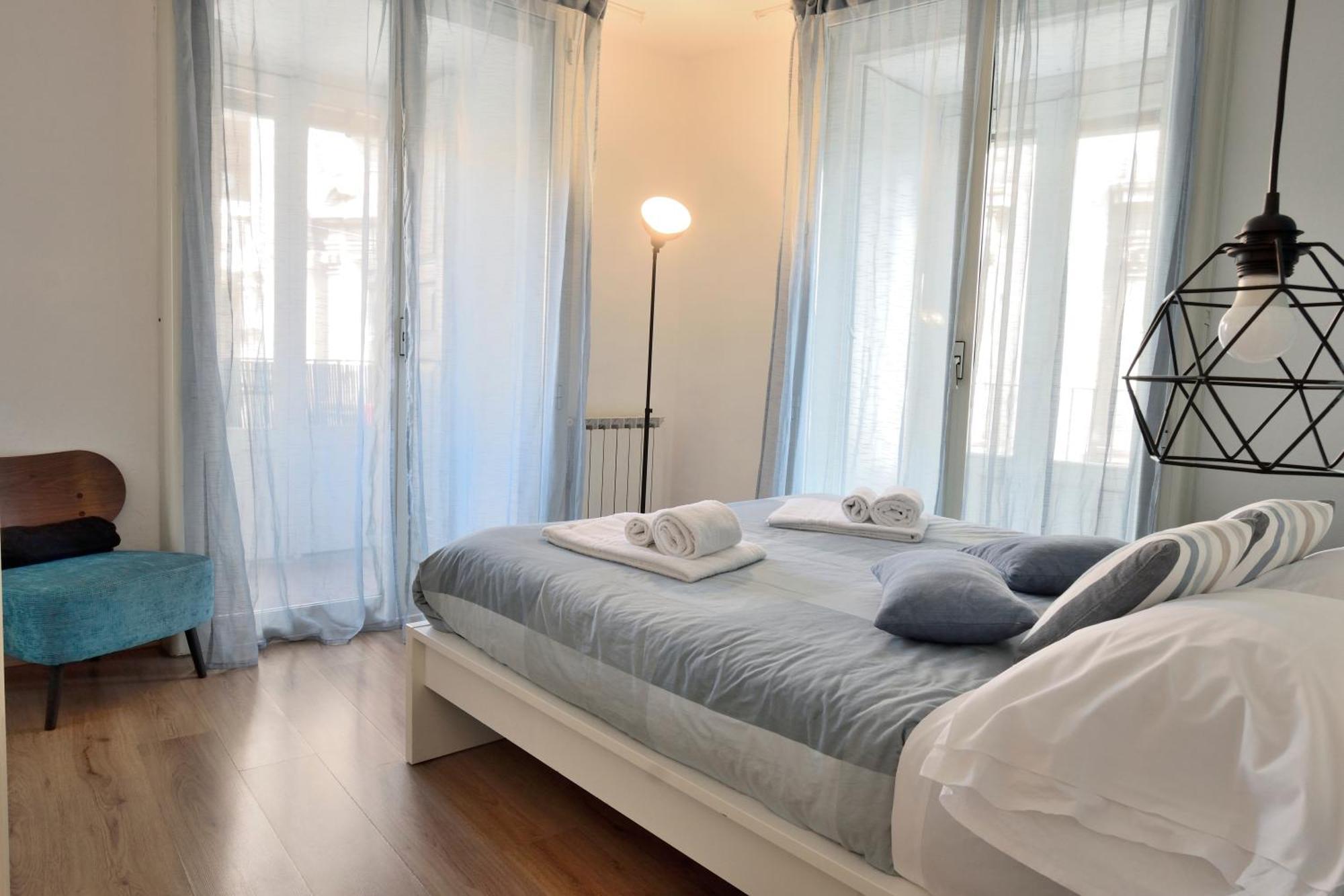 La Casa Di Carta In Piazza Stesicoro Apartment Catania Exterior photo